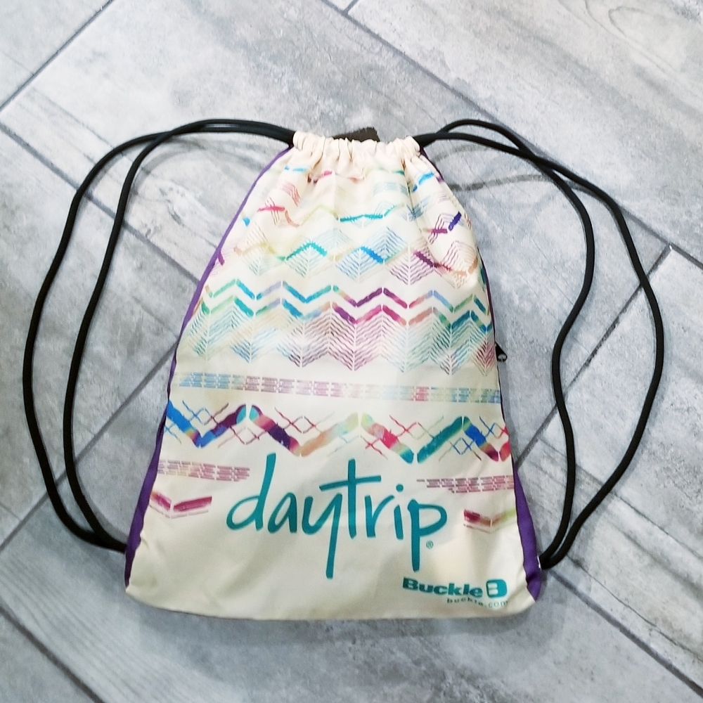 BUCKLE DAY TRIP BACKPACK